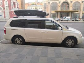 Москва Kia Carnival, 2011