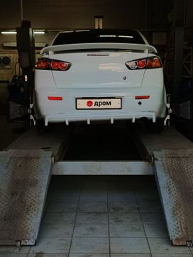  Mitsubishi Lancer 2011 , 700000 , 