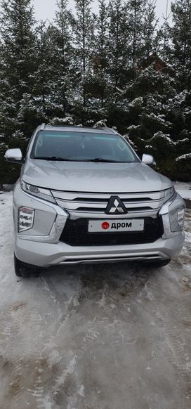 SUV   Mitsubishi Montero Sport 2022 , 4800000 , 