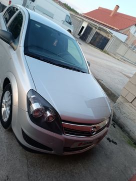  Opel Astra 2010 , 860000 , 