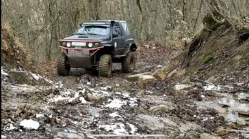  3  Suzuki Vitara 1990 , 650000 , 