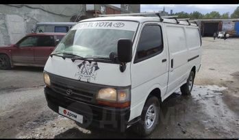    Toyota Hiace 2001 , 700000 , 