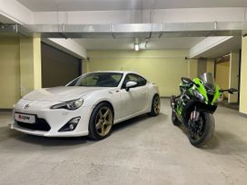  Toyota GT 86 2012 , 3000000 , 