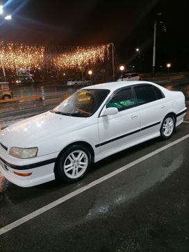  Toyota Corona 1995 , 549000 , 