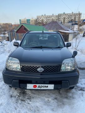 SUV   Nissan X-Trail 2003 , 900000 , -