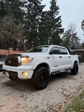  Toyota Tundra 2009 , 4300000 , 