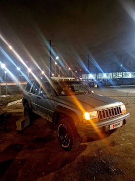 SUV   Jeep Grand Cherokee 1993 , 666666 , 