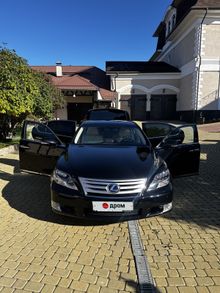  LS600h 2010