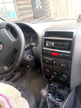  Fiat Albea 2008 , 220000 , 