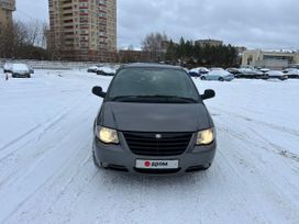    Chrysler Voyager 2004 , 700000 , 