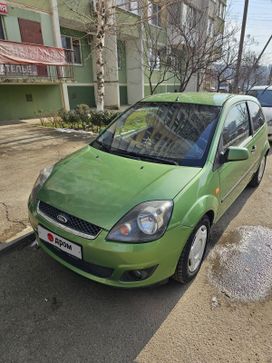  3  Ford Fiesta 2006 , 400000 , 