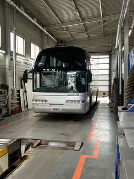   Neoplan Cityliner 1998 , 3900000 , 