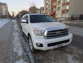 SUV   Toyota Sequoia 2011 , 4000000 , 