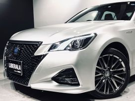  Toyota Crown 2018 , 3555000 , 