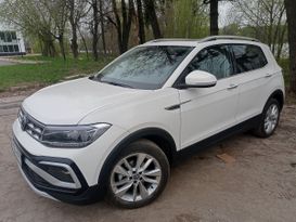 SUV   Volkswagen T-Cross 2022 , 2450000 ,  