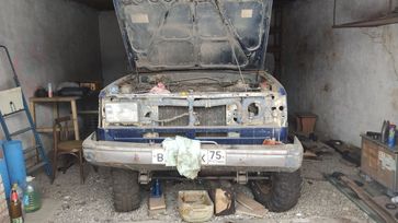 SUV   Isuzu Trooper 1990 , 450000 , 