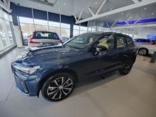  XC60, 2025