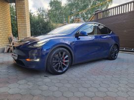 SUV   Tesla Model Y 2020 , 4499000 , 