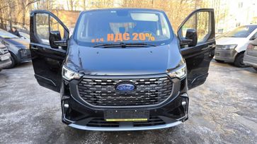    Ford Tourneo 2023 , 4900000 , 