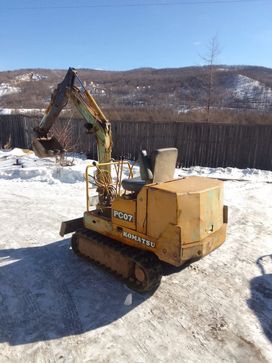 - Komatsu PC07 1997 , 820000 ,  