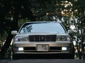  Toyota Crown 1999 , 1120000 , 