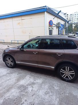 SUV   Volkswagen Touareg 2010 , 2350000 , 