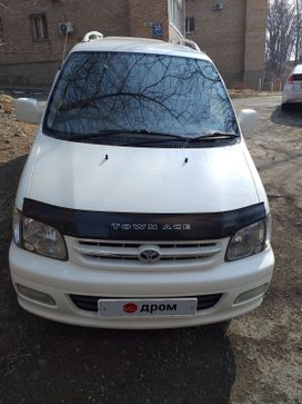    Toyota Town Ace Noah 2000 , 750000 , 