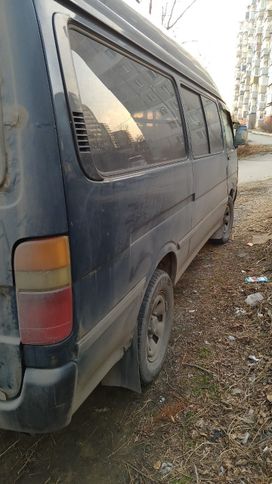    Toyota Hiace 2001 , 690000 , 