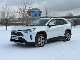 SUV   Toyota RAV4 2021 , 3749000 , 