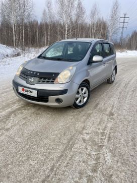  Nissan Note 2006 , 635000 , 