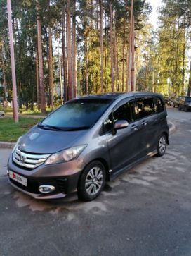    Honda Freed 2013 , 1340000 , 