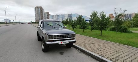  3  Ford Bronco II 1986 , 749000 , 