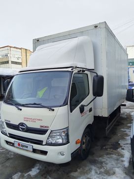   Hino 300 2013 , 2750000 , 