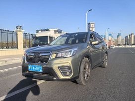 SUV   Subaru Forester 2020 , 2699000 , 