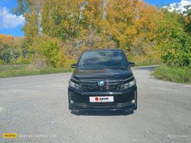    Toyota Voxy 2016 , 2500000 , 