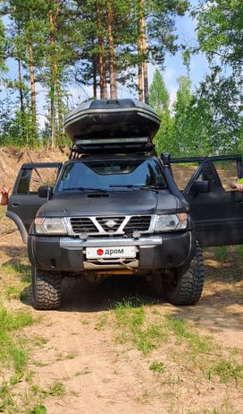 SUV   Nissan Patrol 2002 , 1700000 , 