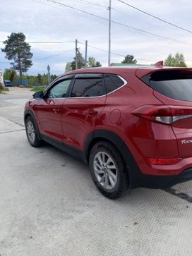 SUV   Hyundai Tucson 2017 , 2100000 , -