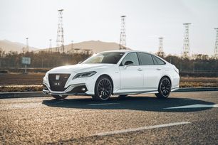  Toyota Crown 2020 , 3990000 , -
