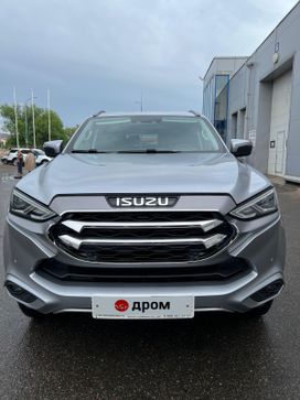 SUV   Isuzu MU-X 2021 , 5300000 , -