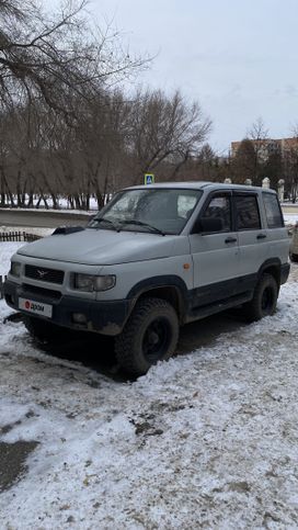 SUV     2001 , 435000 , 