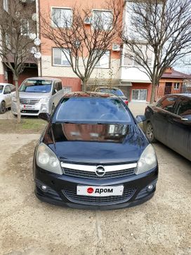  3  Opel Astra GTC 2008 , 379000 , 