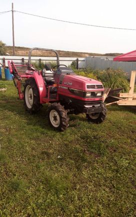 - Mitsubishi MT246 2013 , 1000000 , 