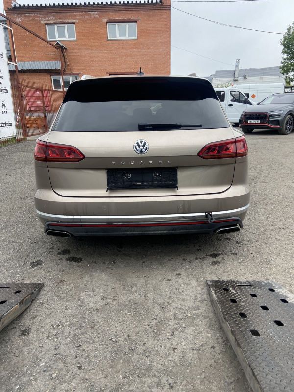 SUV   Volkswagen Touareg 2019 , 2890000 , 