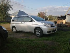    Toyota Isis 2016 , 1810000 , 