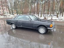  W123 1978