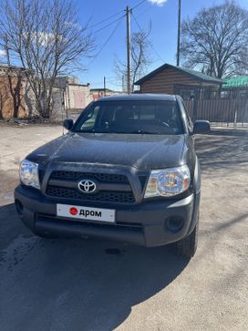  Toyota Tacoma 2011 , 2600000 , 