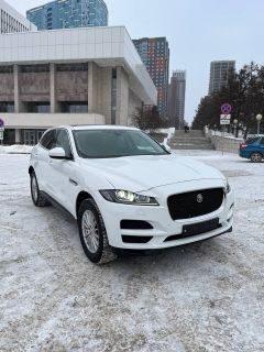 Jaguar F-Pace, 2017