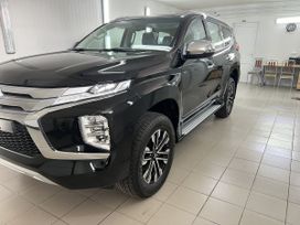 SUV   Mitsubishi Montero Sport 2023 , 5890000 , 