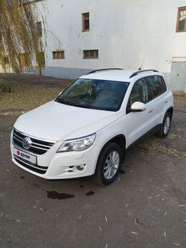 SUV   Volkswagen Tiguan 2010 , 1050000 , 