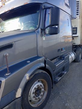   Volvo VNL 630 2003 , 1400000 , 